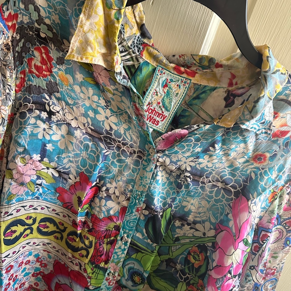 Johnny Was | PM| Colorful Floral Long Sleeve Blouse - Picture 4 of 8